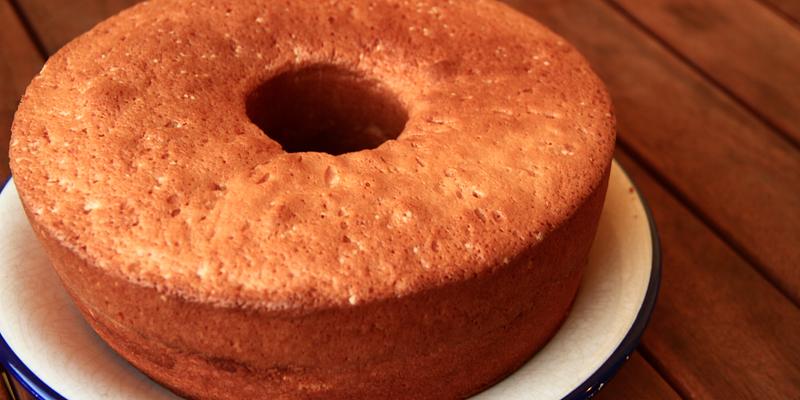 Pão de ló: the name, the eleven in the book, and Japan
